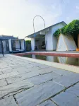 Scenery Retreats (Qinling Mount Taibai Hot Spring Retreat) - Villas