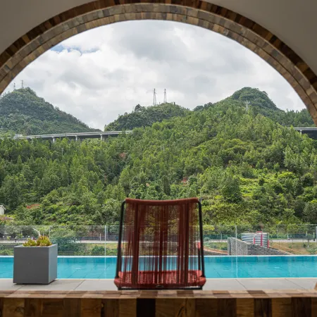 Guyue Suqing Homestay (Libo Ancient Town Branch)