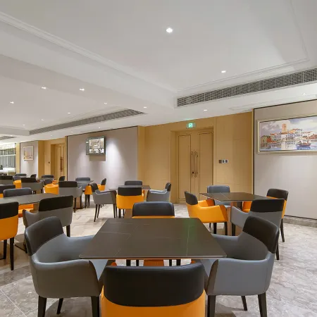 Vienna International Hotel (5.0 version of Anyang CBD Park Wanda Plaza Store)