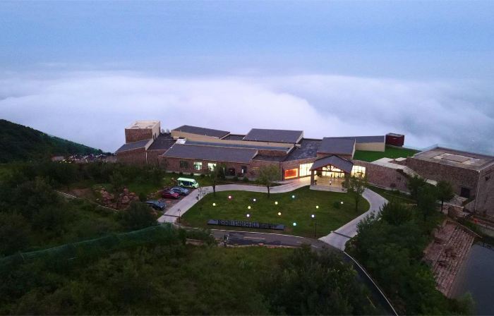 Mount Fuxi  Cliff Hotel