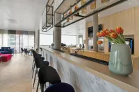 Appart'City Collection Genève Aéroport - Vernier Hotels in Confignon
