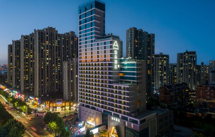 Shiyan DM International  Shanghai Road Atour Hotel