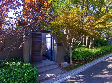 Yingying Mountain House B&B Отели в г. Синьми