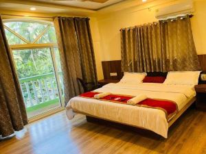 Itsy Hotels Goa Holiday Beach Resort