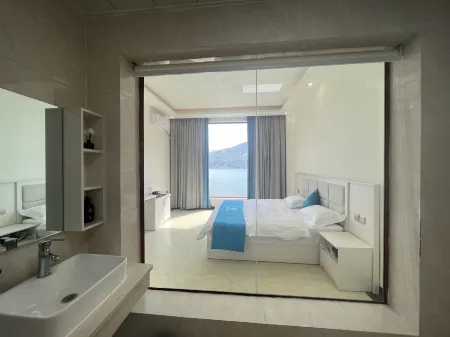 Hanoi Hotel Отели рядом с достопримечательностью «Qiaojia County Mashu Wetland County-Level Nature Reserve»