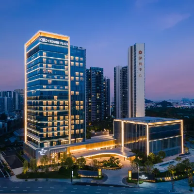 Crowne Plaza Jiangmen Binjiang Hotels near Zhuxi Guoji Huizhan Center