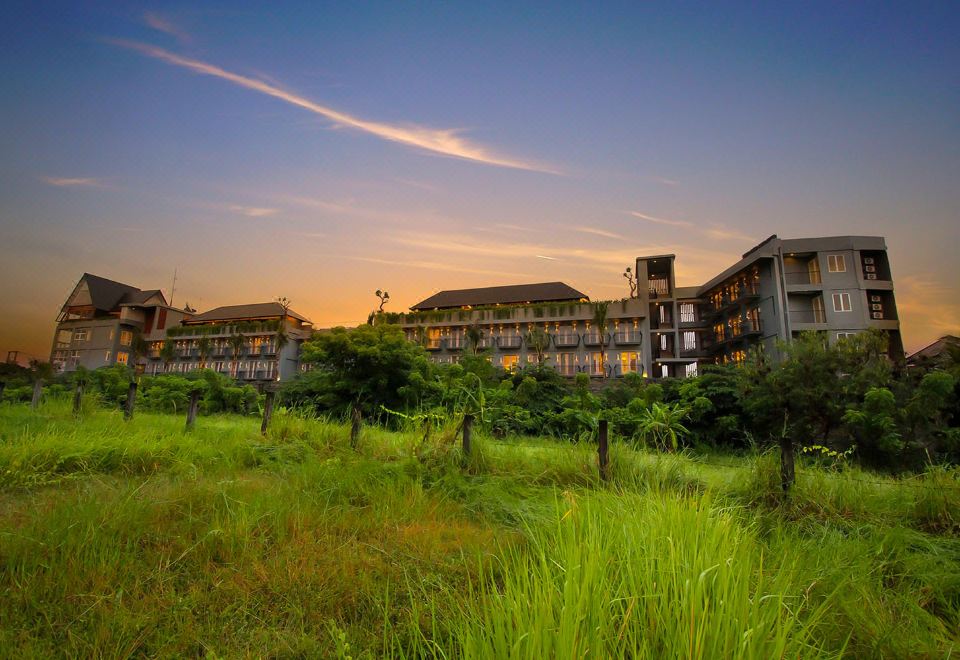 4. 프리이 발리 에..