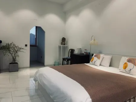 meisu Отели рядом с достопримечательностью «Huzhen Station»