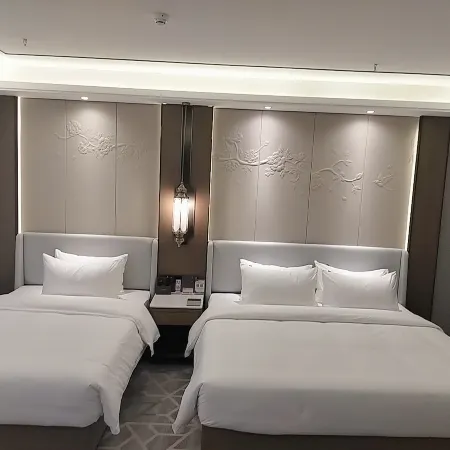Xiangyue Hotel (Wanhe Square County Government Branch)