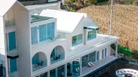Shishanxu Designer Homestay