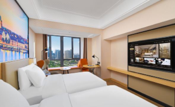 Vienna International Hotel (Lugu High-tech Zone Jiashanhu Park)