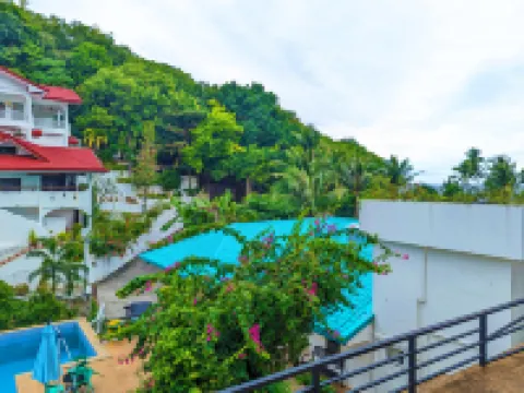 Phoenix.PG Diving Resort โรงแรมในเปอร์โตกาเลรา