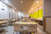 โรงแรมเกรซ อินน์ (ห้างสรรพสินค้าเหลียวเฉิง) - 2 ดาว