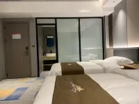 Fengli Zhongqi Homestay Hotel Hotel in zona Qiliang Cave