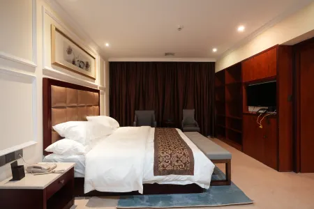 Yongli Hotel Отели рядом с достопримечательностью «Mao Zedong Former Residence (Northwest to Sanwan Travel Shopping Center)»