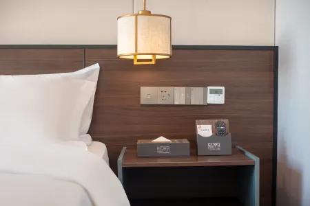 Xihan Hotel (Jianshui Ancient City Small Train Store)