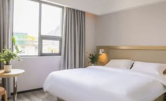 Guilin Tree Hotel