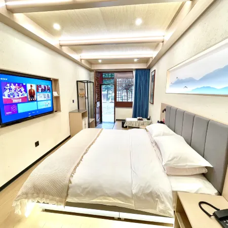 Liuhou College Homestay
