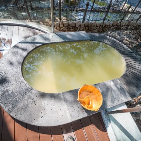 Benxi Wujie Lohas Xishuilou Hot Springs Vacation Apartment
