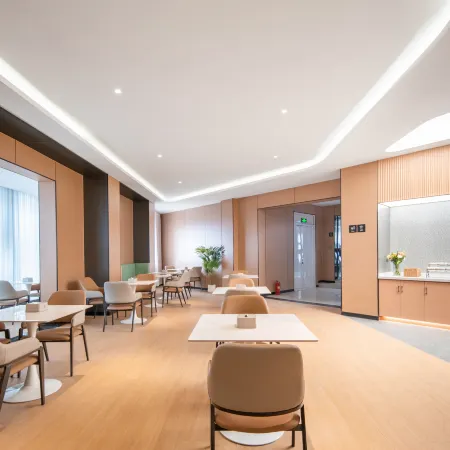 Luoyang Yunyi Hotel (Luoqi Ancient City Branch)