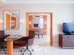 Friend Plaza Hotel