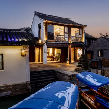 Yueyue Space Homestay (Zhouzhuang Ancient Town)
