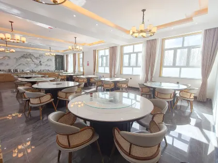 Qiutang Yinfu Hotel Отели в г. Ташкурган