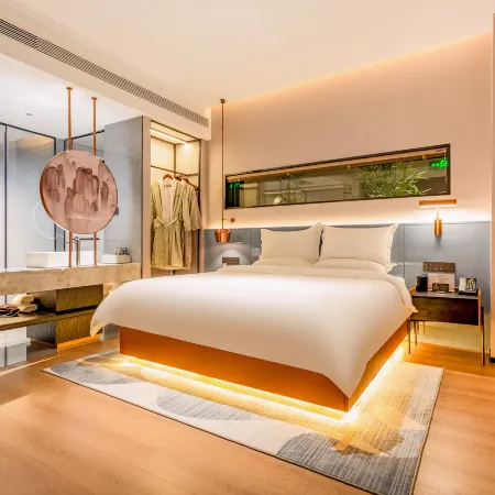 Luocheng Jingyue Hotel (Luoyang Yingtianmen & Luoyi Ancient City Scenic Area Branch)