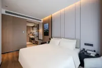 Atour Hotel Jinan Vientiane City Central Business District Отели рядом с достопримечательностью «Шаньдунский профессиональный колледж (Западный Кампанский)»
