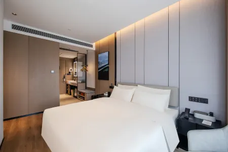 Atour Hotel Jinan Vientiane City Central Business District