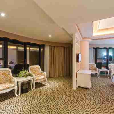 Muong Thanh Luxury Song Lam Hotel Rooms