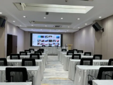 Homeinn Superior Hotel (Hefei Baohe Wanda Provincial Hospital)