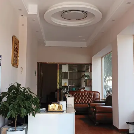 Binhe Business Hotel