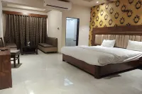 Hotel Apratim Lodging & Boarding Hotels near DINDORI PRANIT SHREE SWAMI SAMARTH SEVA KENDRA AMBERNATH(EAST)