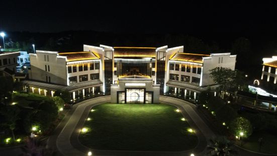 Qinlu Resort Hotel