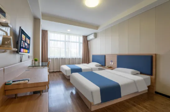 Yijia 365 Hotel Chain (West Street Museum Subway Station Branch) Hotels near Hebei Museum