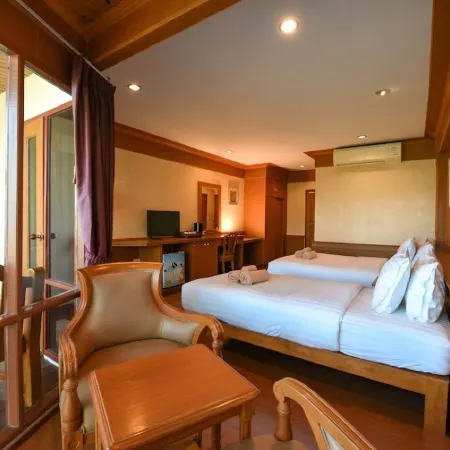 Ko Tao Resort Paradise Resort Отели рядом с достопримечательностью «Пляж Сай Дэнг»