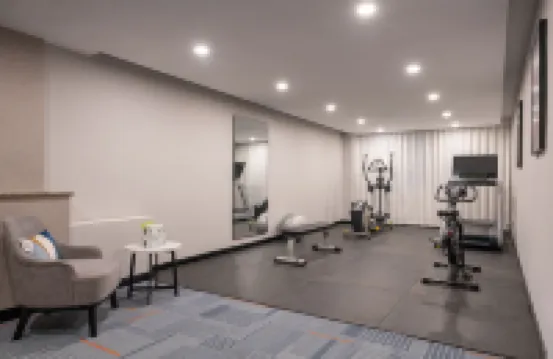 Yitel Collection Hotel (Shijiazhuang Railway Station West Plaza)