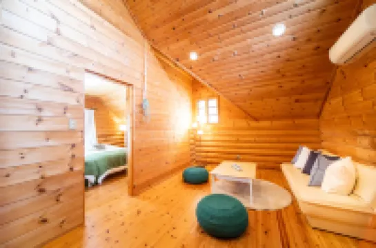 Awaji Large Log House in Goshiki 2