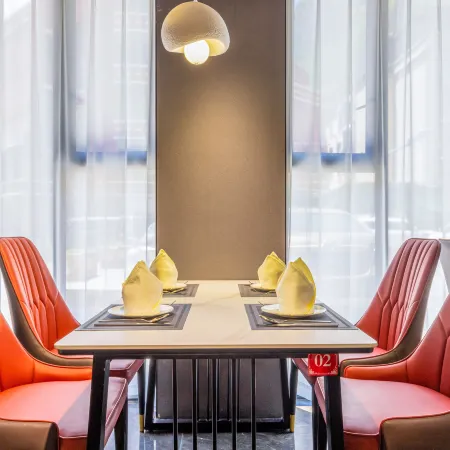 Jisheng Hotel