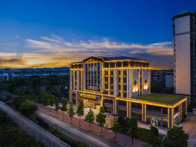 Vienna International 5.0 Hotel Dujiangyan Irrigation Project Branch Hotels near Yuanqi Forest Dujiangyan Industrial Tourism Scenic Area