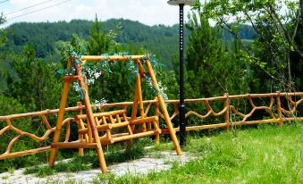 Manchon Village and Ewha Island Guofeng Camp