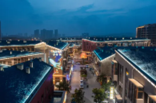 Floral Hotel·Rizhao and Baihe Hotel