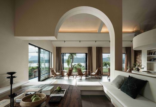 牧舞诺日.Sunlight湖畔|侘寂风270°超视野丨悦湖静居（泸沽湖店）外景图