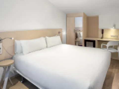 B&B Hotel Málaga Centro โรงแรมในมาลากา