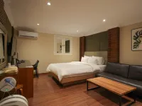 New Day Hotel Các khách sạn gần Đại lộ Teheran
