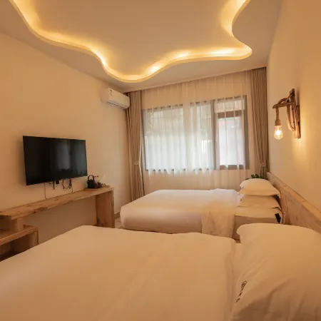 Huiyun She Boutique Homestay (Huili Ancient Town)
