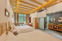Sanhu Homestay (Shangri-La Town Daocheng Yading Scenic Area) - 3 Yıldız