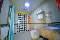 Pai Hotel (Hongjin logistics international peony garden, Dingding North Road, Luoyang) Hotels in 