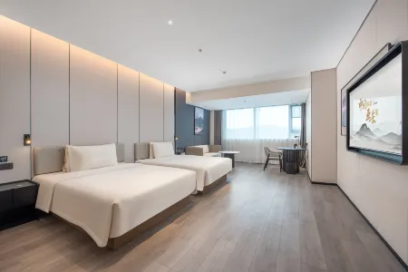 Shenzhen Pingshan Kengzi Subway Station Atour Hotel Отели рядом с достопримечательностью «Dongjiang Column Memorial»